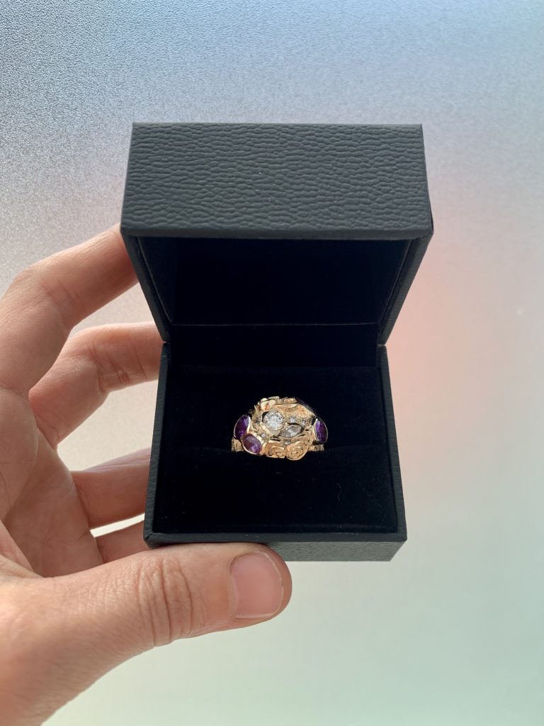 14K yellow gold ring with diamonds and amethysts, 2021