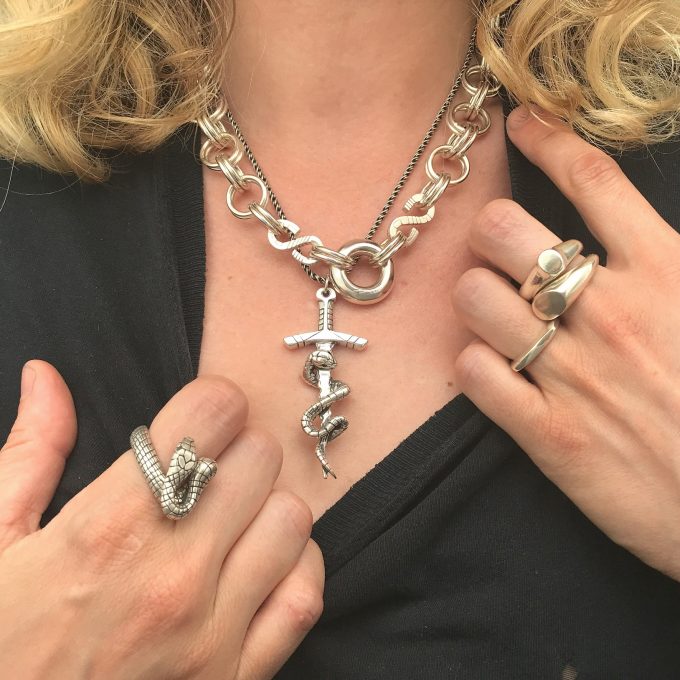 FB62019D-2399-489E-B140-BDD9F234C240