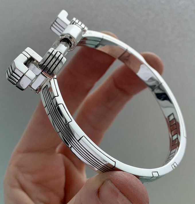 6E4D5F27-3344-4825-9D95-69CB6277E468